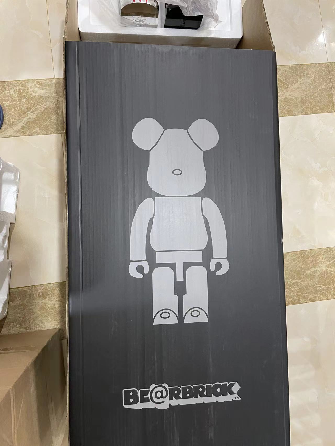 Hobby - 70cm BEARBRICK 1000% Electroplating Lucky Cat Silver ABS Action Figure Boxed