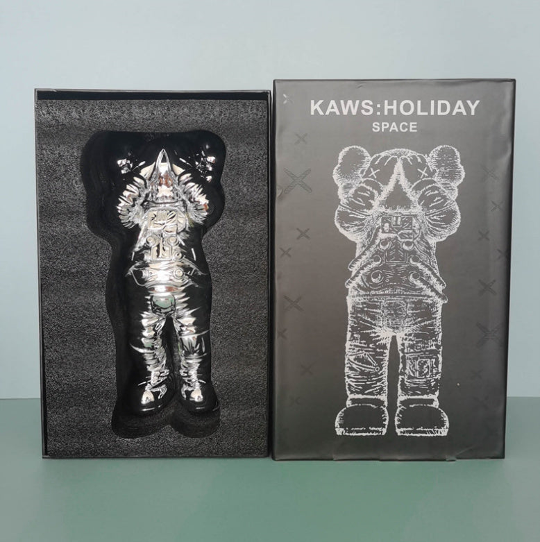 Hobby - 36cm KAW Space Holiday Silver Action Figure Boxed