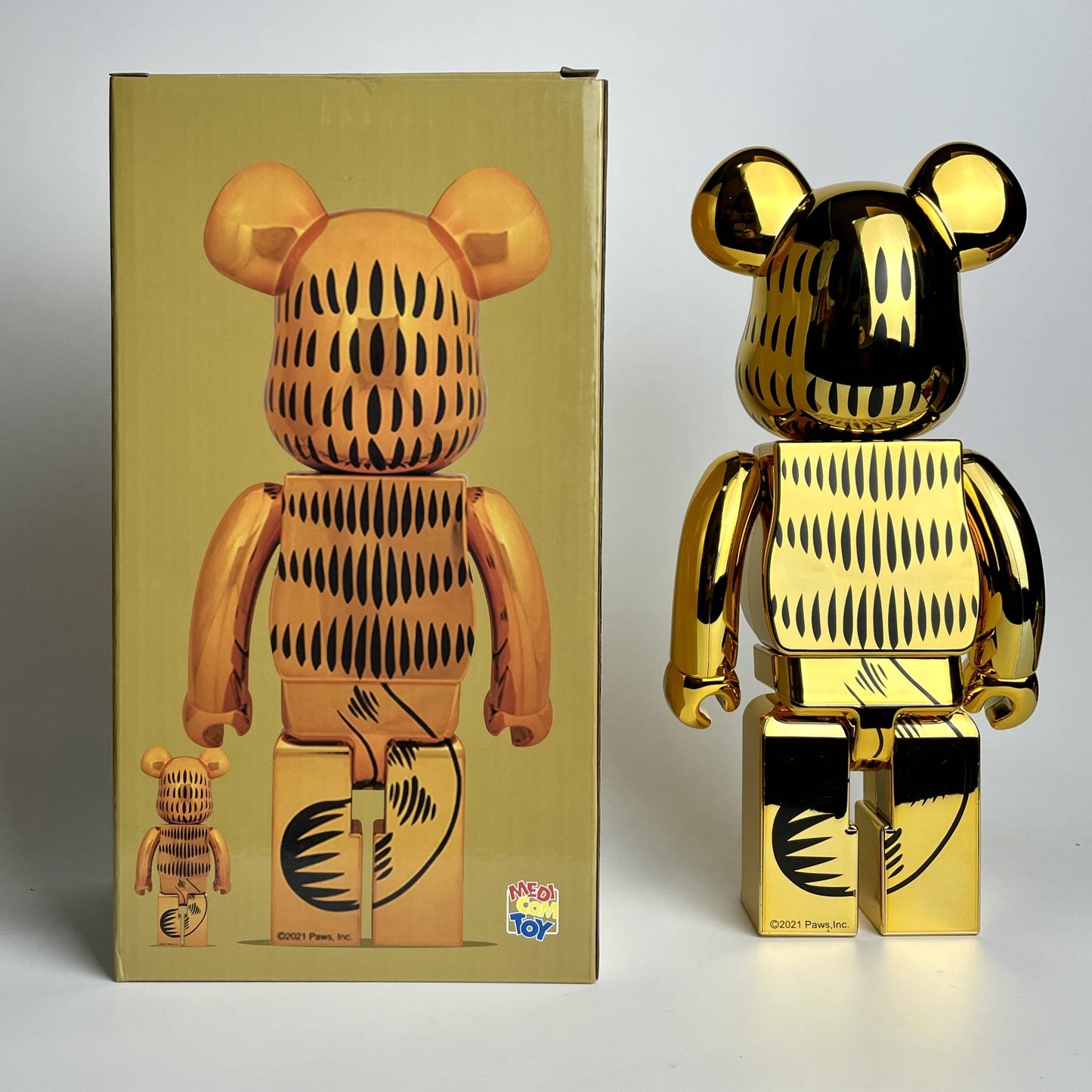 Toy - 28cm BEARBRICK 400% Electroplated Garfield ABS Action Figure Boxed