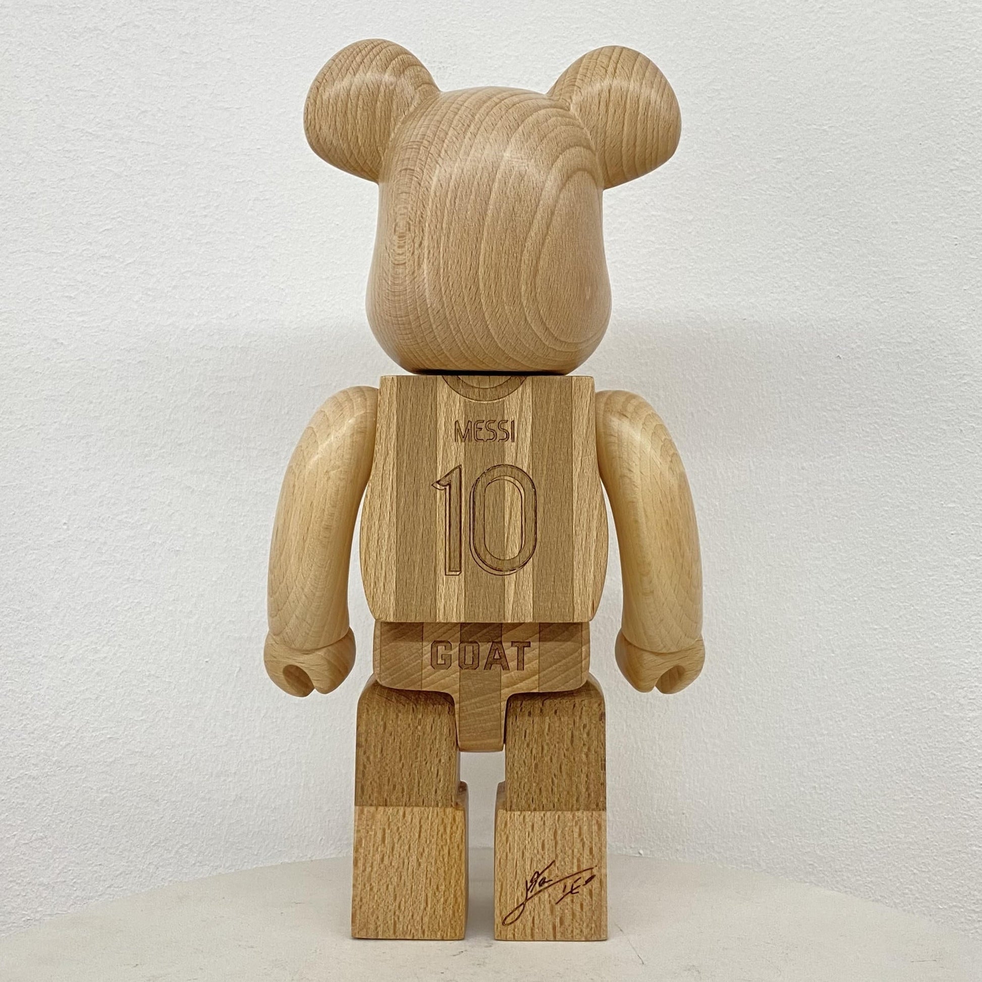 28cm 400% Bearbrick Messi Wooden Anime Action Figure With Wooden Box-FuGui Tide play
