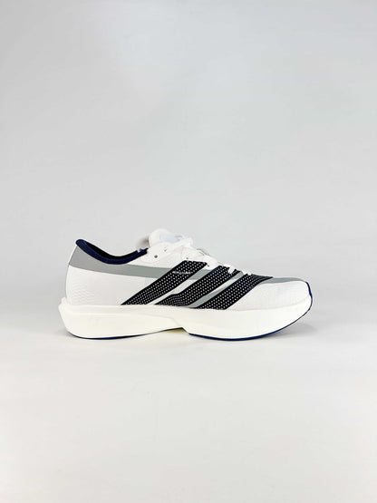 Adidas Adizero Adios 10 – Lifestyle shot