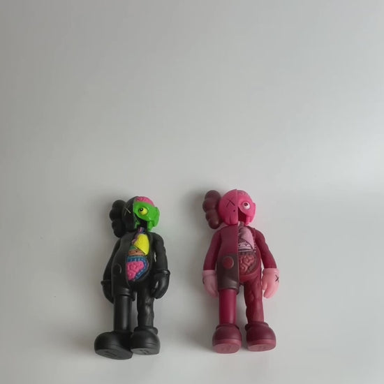 Dissected Companion Keychain - Mono figure by Kaws, produced by Medicom Toy  // Rotocasted: Toy collecting library.