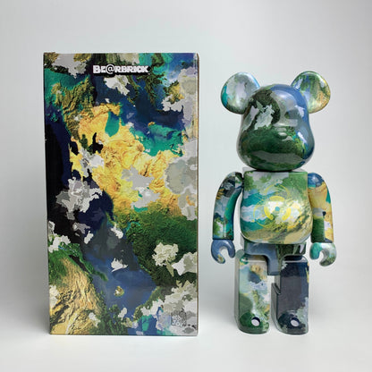 28cm BEARBRICK 400% Earth ABS Action Figure Boxed
