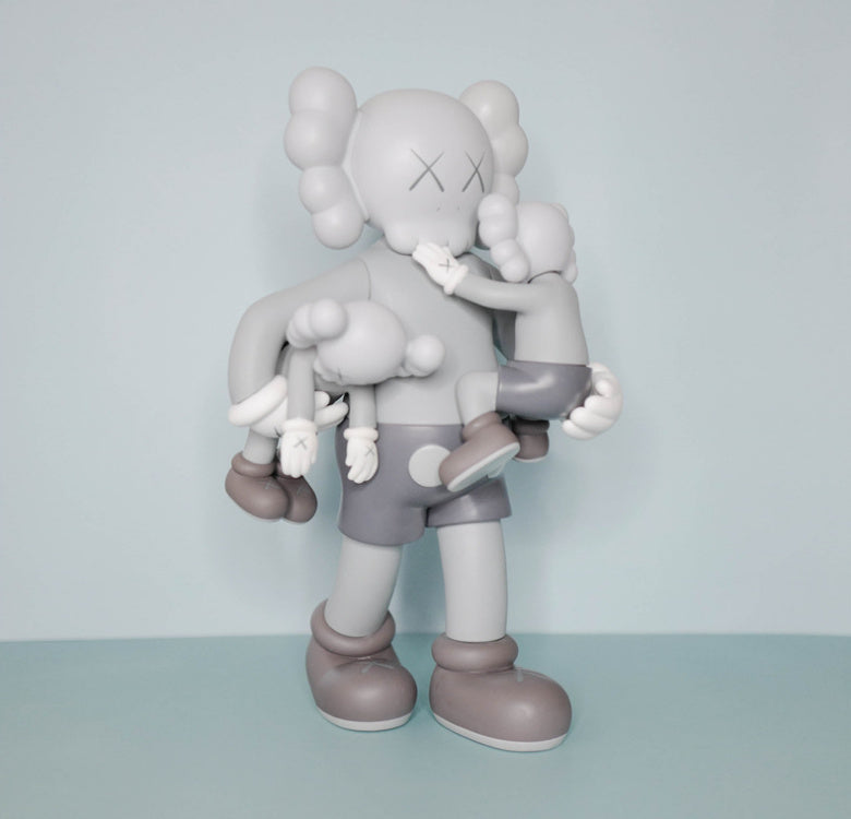 KAWS Clean Slate Companion – FuGui Tide play