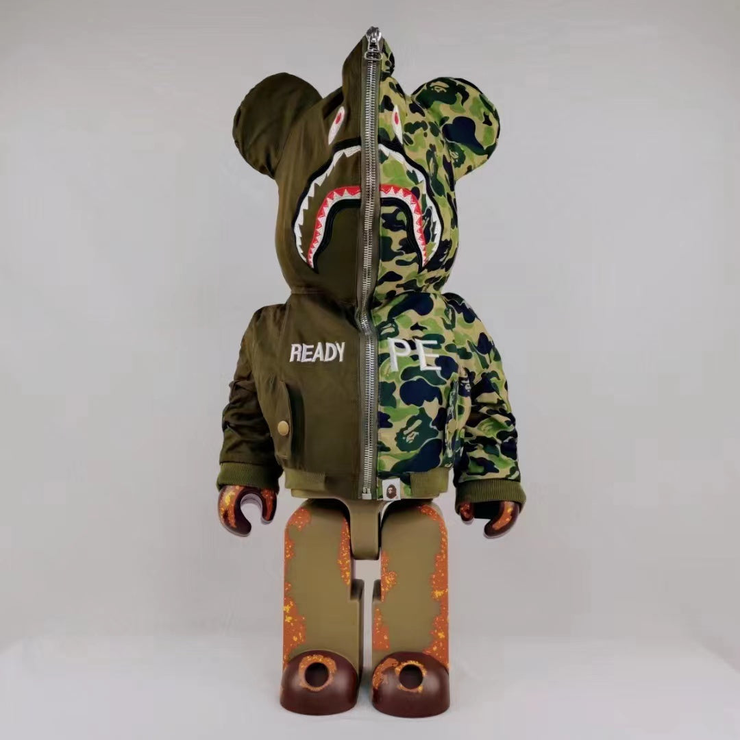 Hobby - 70cm BEARBRICK 1000% BAPE Bear King ABS Action Figure Boxed