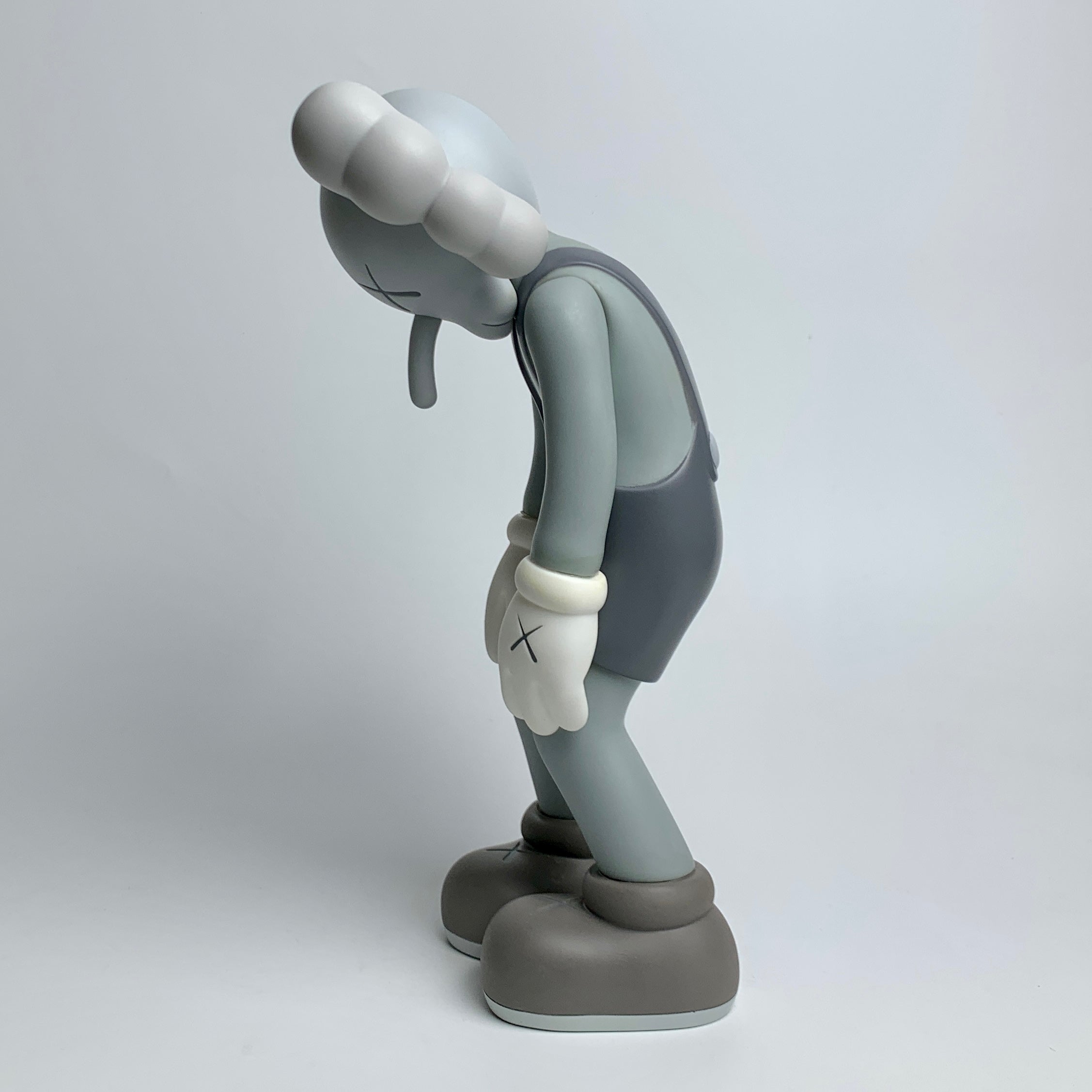 KAWS Small Lie Companion – FuGui Tide play