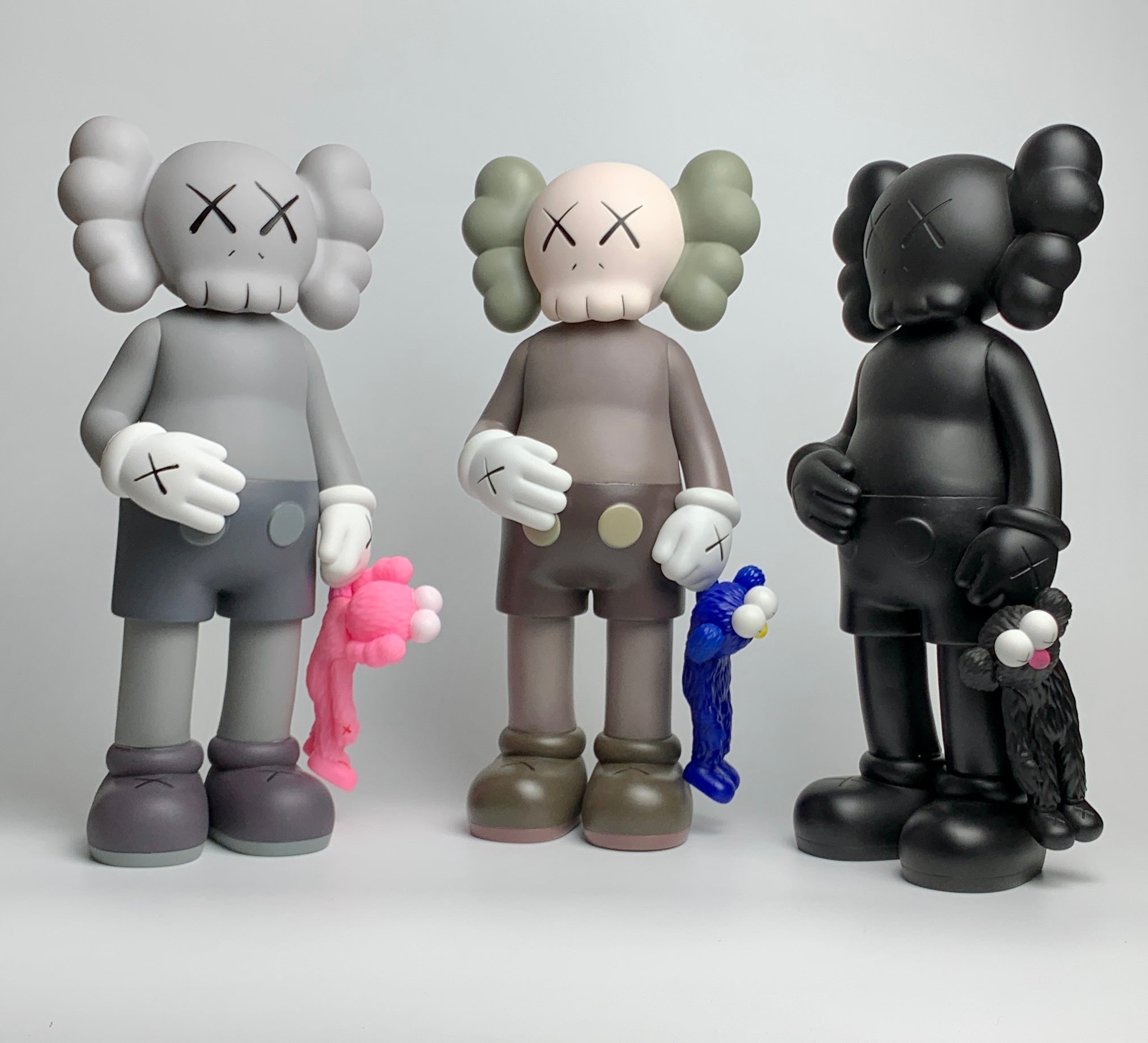 KAWS Share Companion – FuGui Tide play